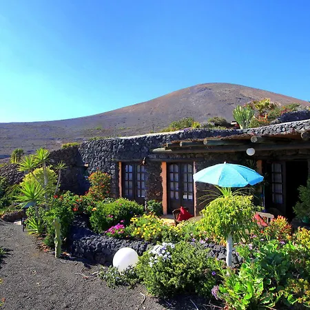 Cora - Beheizter Pool, Sauna, Traumhafter Meerblick, Billiard, Tischtennis, Sehr Ruhig Feriehus *