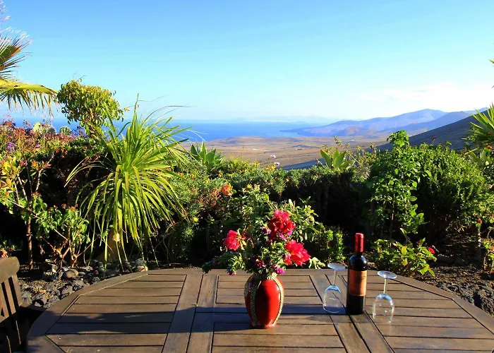 Cora - Beheizter Pool, Sauna, Traumhafter Meerblick, Billiard, Tischtennis, Sehr Ruhig Feriehus